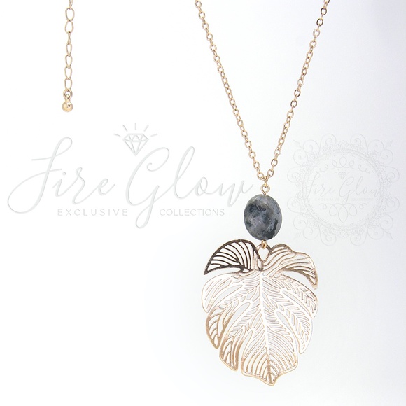 Gold Leaf Pendent / Natural Stone Long Necklace - Picture 5 of 9